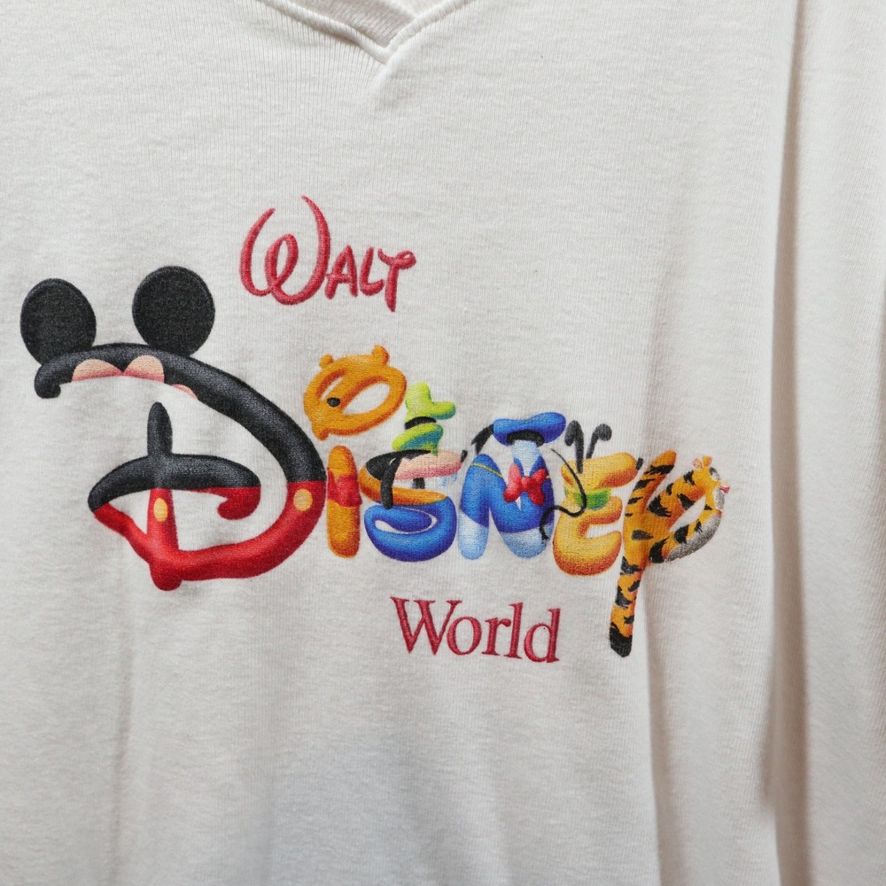 Walt Disney World T-Shirt XL V-Neck Y2K Character Logo Graphic White Tee - Picture 2 of 5